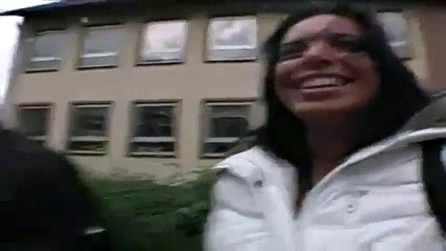 Anales Schweizer Babe mit großen Titten: Blowjob-, Doggy- und Cowgirl-Porno