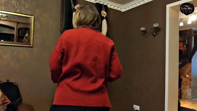 DomLady Mia - Köle için Terör Cezası - Çarmıhta Kırbaçlanma ve Ceza Buck - Bölüm 2