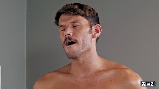 Sesso bollente con Trelino e Tyler Roberts