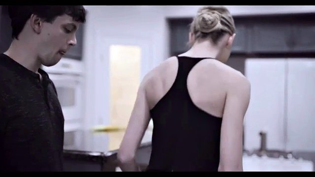 Sissy Caption Story: La spia - Parte 1