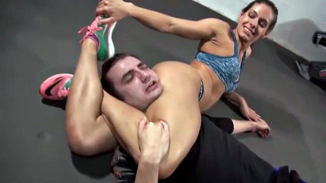 Scissor Vixens - Skylar rene