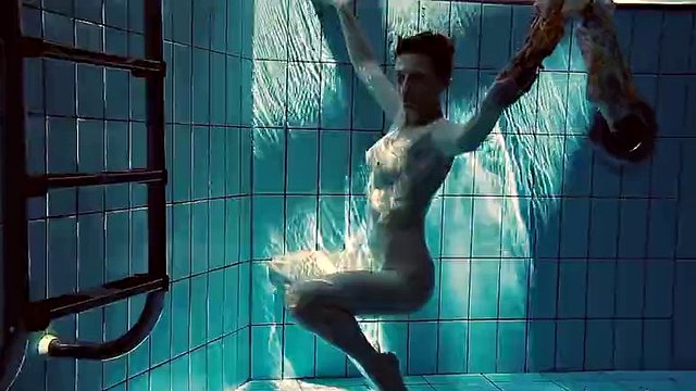 Russian petite skinny beauty Lera underwater