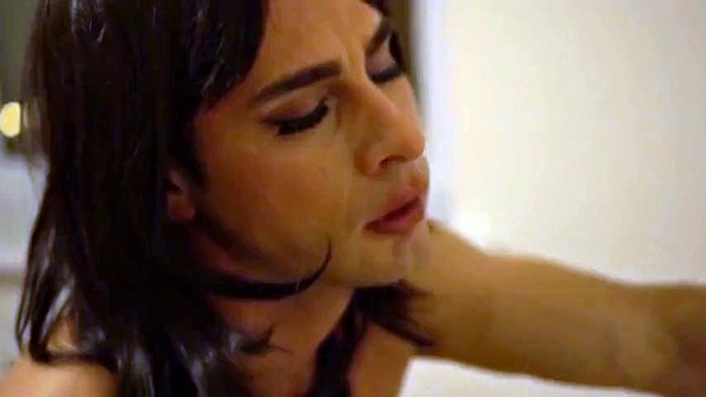atemberaubendes Paar, Mann und Crossdresser