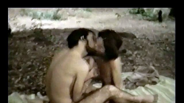Vintage gay anal with two retro gay sluts and cumshot