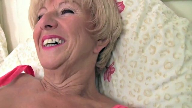 Short recap of the hot British grannies masturbating alone