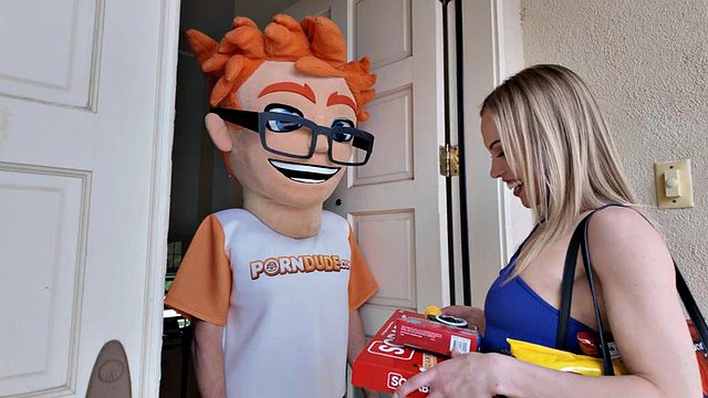 Diana Grace’s Masturbation Spells Orgasm on My PornDudeCasting Couch!: Blowjob, Doggy & Cowgirl Porn