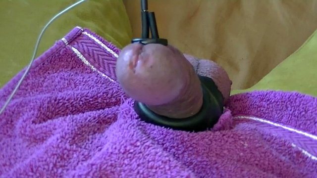 099-20150514 electro estim fun part-2-happy rooster