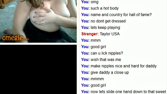 grandes tetas omegle adolescente juega el juego