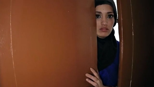 Sex Arab Algerian first time 21 year old refugee in my hotel room for sex