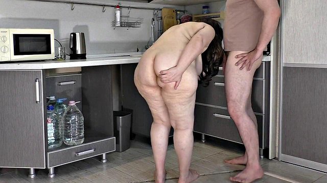 Stepson Spies Stepmom Ditching Panties for Big Ass Anal Pounding