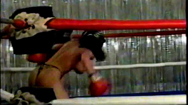 SHR-31 Topless Boxing - Mistress Leeann vs Danielle: Fetish, Vintage & Catfight Porn
