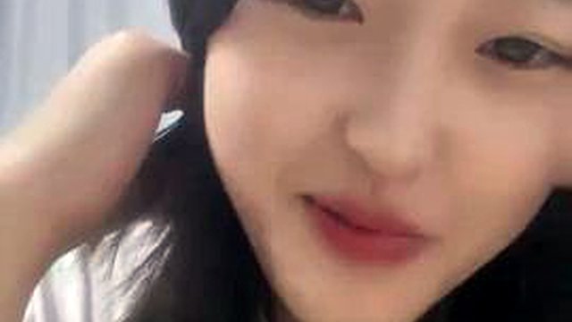 The best beauty with big breasts, [Big Breasts Wanwan], beautiful breasts bigger than a bowl are broadcast live in China, the breast shape is first-rate, she cums without a condom with her boyfriend, a must-have product for masturbation (4): Big Tits, Blowjob & Amateur Porn