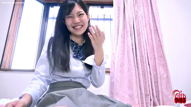 Japanese girl farts
