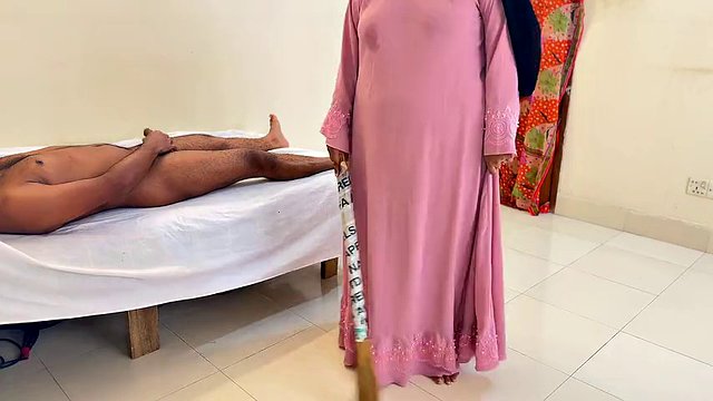 Jabardast Chudai Jab Gar Par Koy Nahi Tha - Stepmother-in-law Fucked By Son-in-law