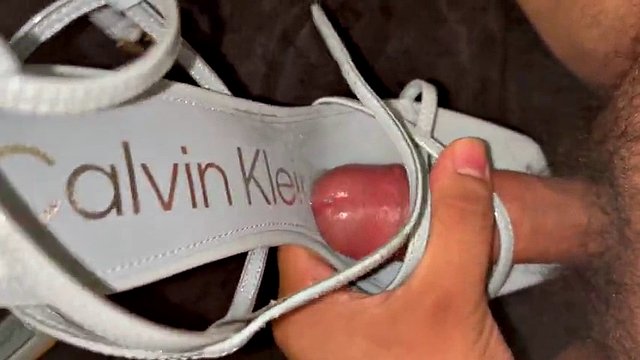 Cum on blue heels