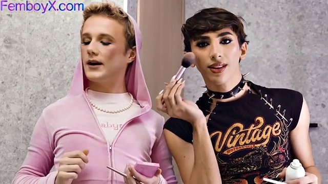 James Charles femboi trojka