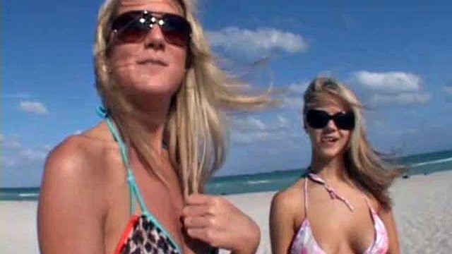 Friends on the Beach: Blowjob, Doggy & Cowgirl Porn