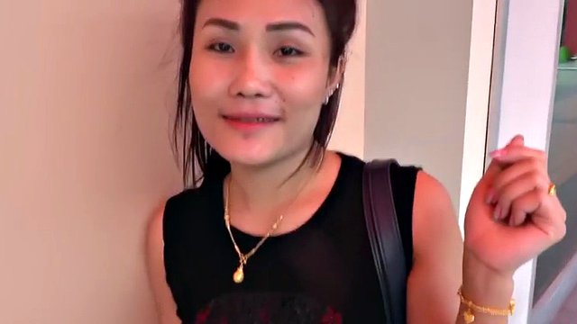 Creampying Thai Babe Apple