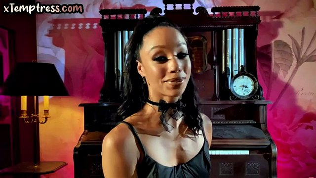 Hot wax Ebony PS babe in high heel boots rubbing her pussy