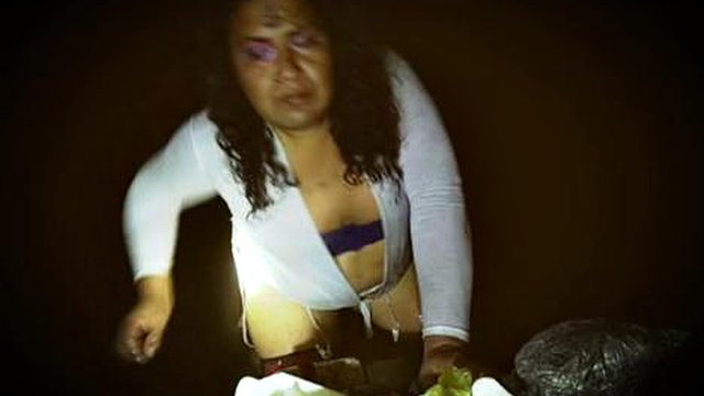 fat shemale taking food with semen from her ass and taking it to her mouth, masochistic shemale whore