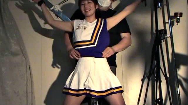 Tickling Bloomers 3_b