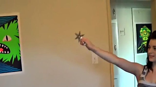 Britney, eine sexy junge Brünette, wird gefickt