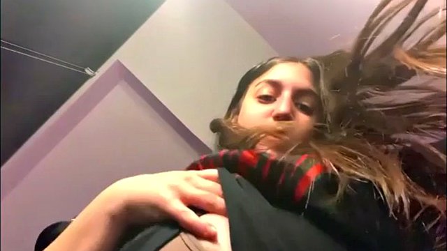 Obrovská prsa Natalie Onlyfans sexy kotě velká prsa show