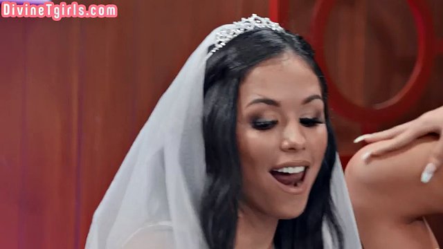 Shemale with big tits fucks wedding woman in wet pussy hole
