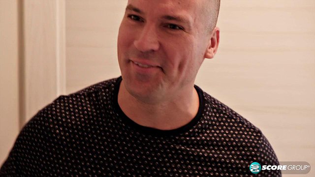 Sean Lawless Pounds Friend's Mom in Cumshot Fuck