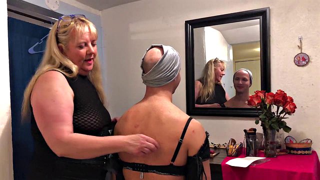 Fortune Teller's Sissy Warning