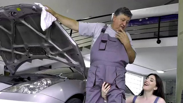 Old man fucks a loving babe with deep throat in a car repair shop