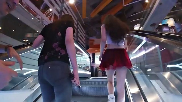 Extreme public nudity in Prague! (Interviewed by Andrea Diprè)