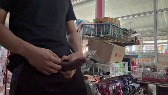 Jerk off in the store, cum in public
