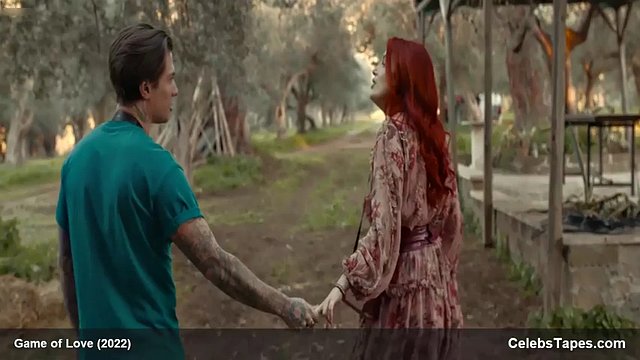 Alma Noce nude topless, Bella Thorne sexy
