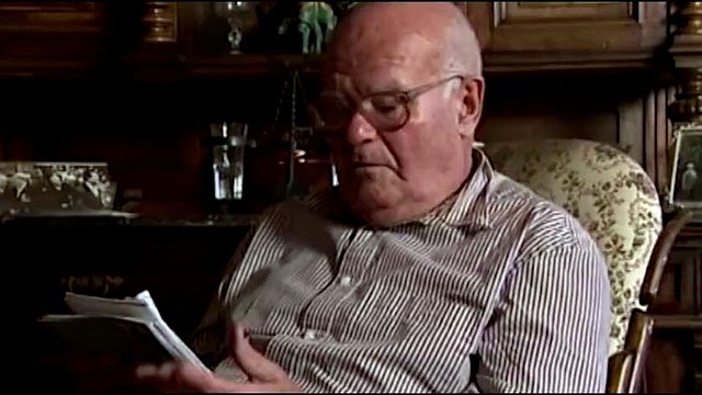 Old and young loves and dildo playing
