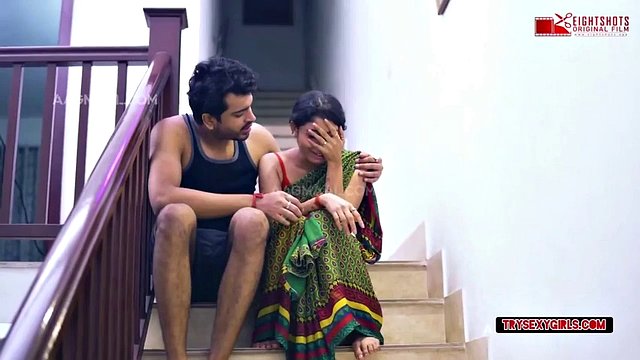 Malik Ne Nokrani ki mast chudai