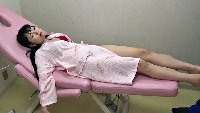 Cosmetic surgery clinic doctor fucks beautiful patients how he wants 3