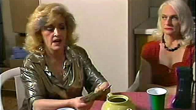 Mature Anal Fuck ft. Kathy Jones Stormy Gale: Doggy, Bongacams & Anal Mature Anal Granny Porn