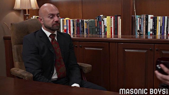 Sexy Suited DILF Adam Snow Barebacks Innocent Twink Noah White
