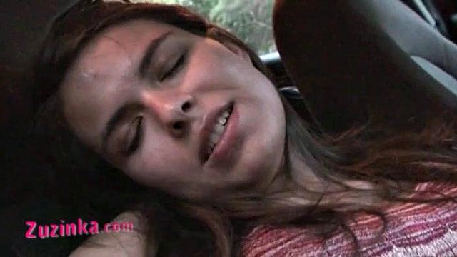 Zuzinka masturbates until orgasm in the car: Amateur, Brunette & Masturbation Porn