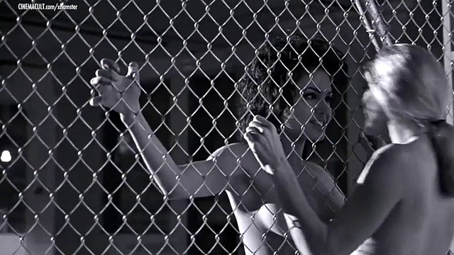 Naked babe Angelina Jolie in a lesbian sex scene