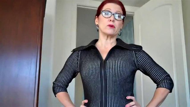 Chaude Mature Cougar -02- Hot Mature Cougar