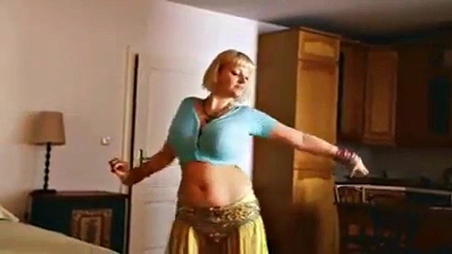 Busty magedansere: store pupper, amatør og lesbisk porno