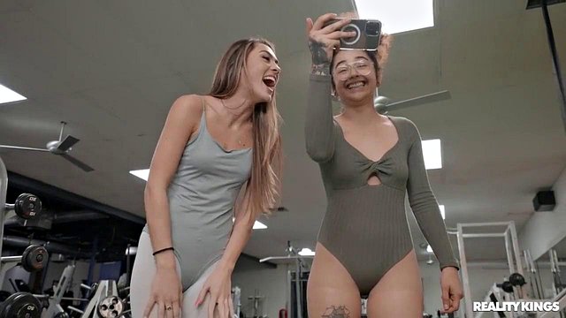 Mackenzie Mace & Hazel Grace Double-Penetration Gym Pounding