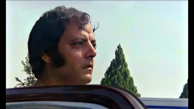 1975 - Blue Jeans (720) (AI MEJORADO) ENG SUB