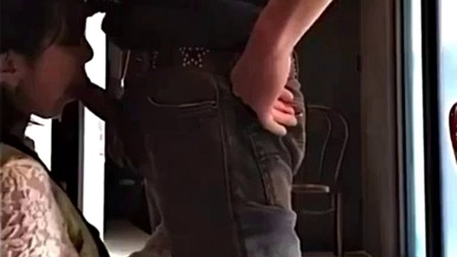 Faccio sesso con la mia padrona in hotel mentre guardo video erotici Amatoriale giapponese Pervertito Masturbazione Bellezza Affair Tradimento Senza censura Donna sposata FC2 PPV Hentai Pompino Ingoio Videografia