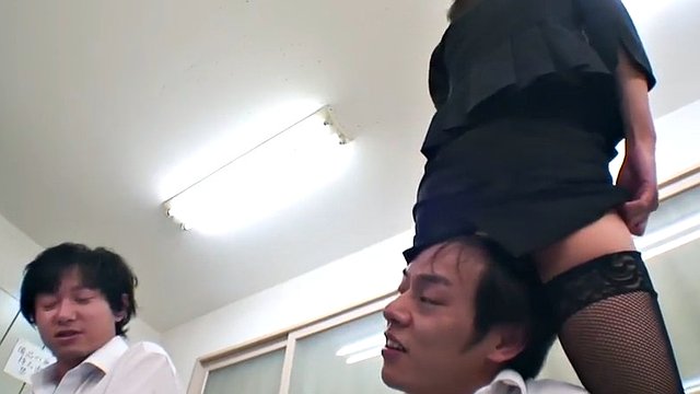 strict teacher riko tanaka makes two studeвыnts licking her out