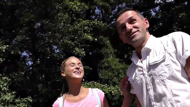 HUNT4K. She almost lost her wallet but found crazy sex