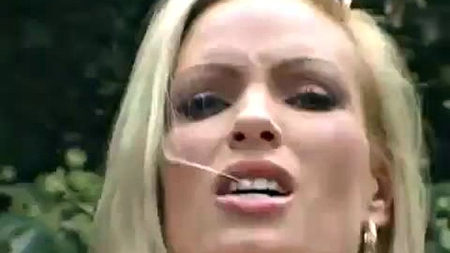 Diamond Foxxx: Big Tits, Big Ass & Blowjob Porn
