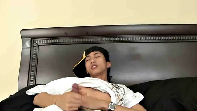 Chinese Gay Boy!